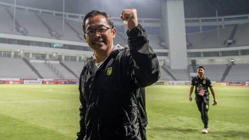 Pelatih PSPS Pekanbaru, Aji Santoso (Foto: Int)